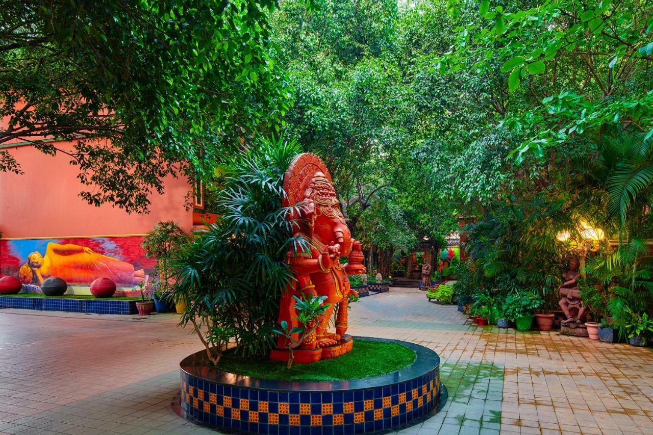 Mayfair Rourkela Bagian luar foto