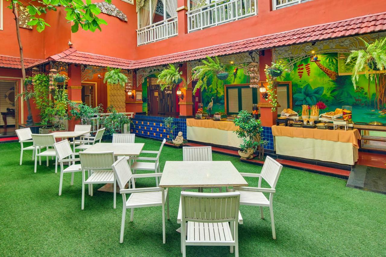 Mayfair Rourkela Bagian luar foto